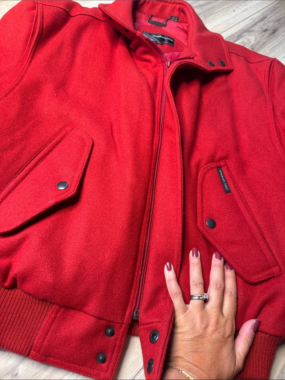 Vintage 80’s red bomber jacket - Picture 6 of 16